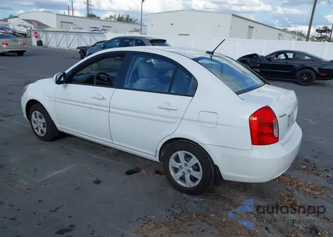 2010 Hyundai Accent Gls z USA, uszkodzony, nr VIN KMHCN4AC6AU502953